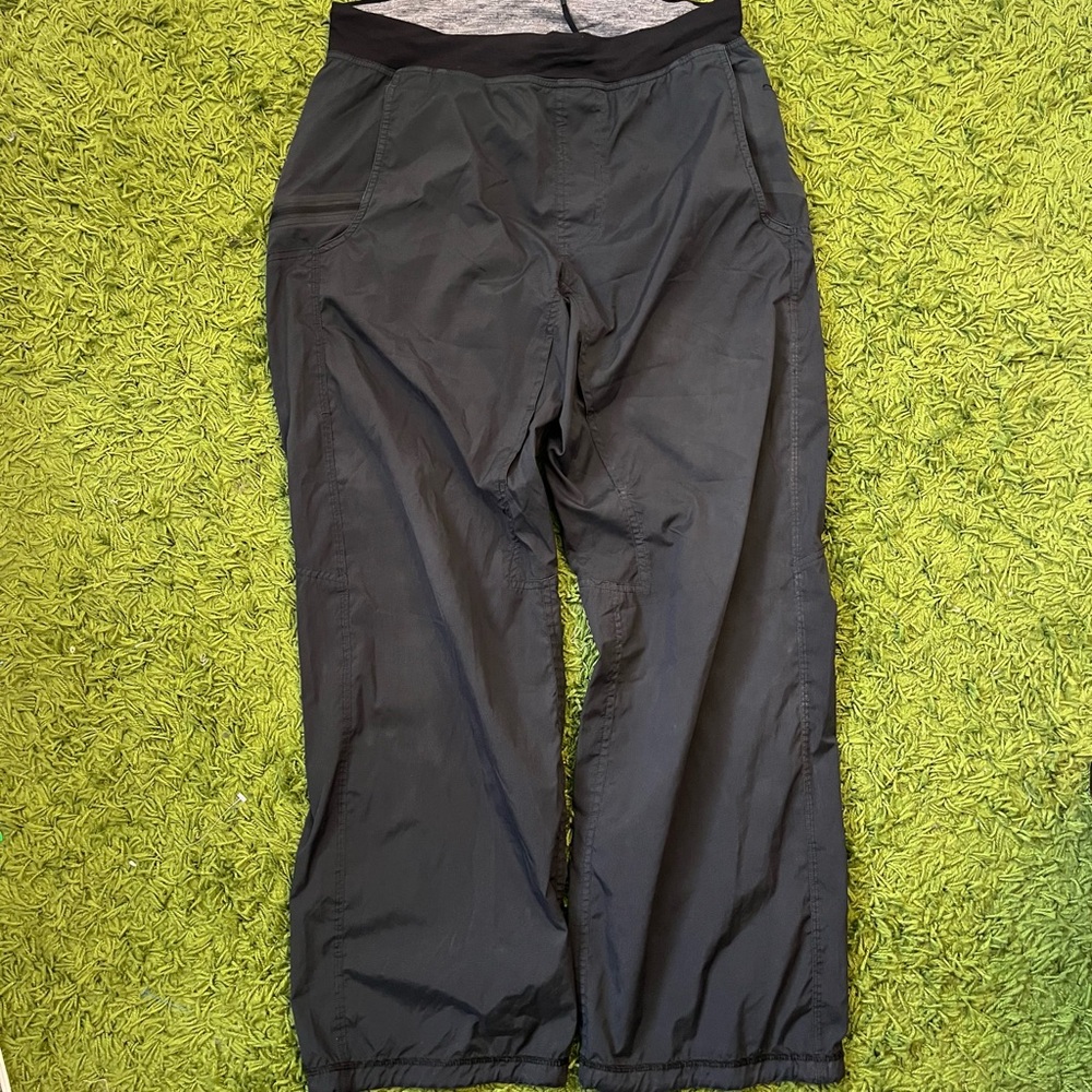 lululemon athletica Men's Dark Gray Cargo Pants